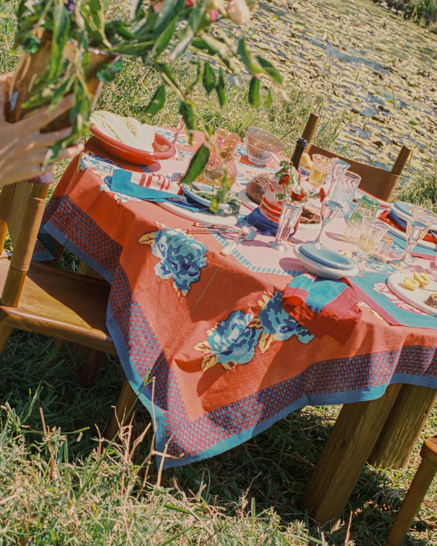 Double Peonia Tablecloth